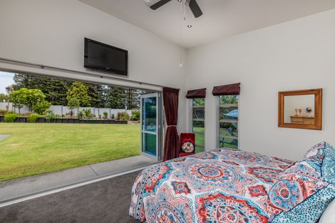 Photo of property in 1 Kotare Heights, Kerikeri, 0230