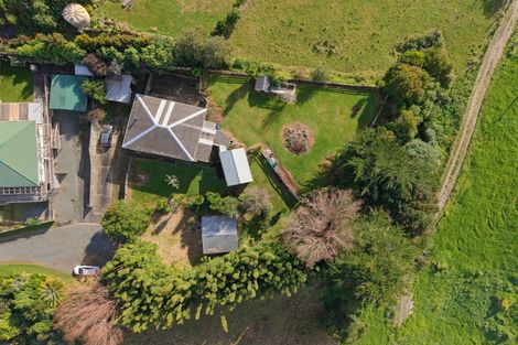 Photo of property in 10 Montaine Place, Maungaturoto, 0520