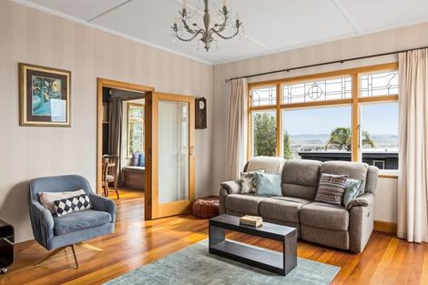 Photo of property in 14 George Street, Hospital Hill, Napier, 4110