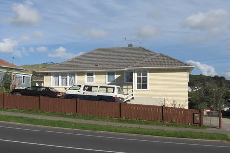 Photo of property in 198 Mungavin Avenue, Cannons Creek, Porirua, 5024