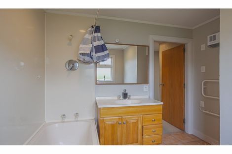 Photo of property in 4 Lysaght Street, Highfield, Timaru, 7910