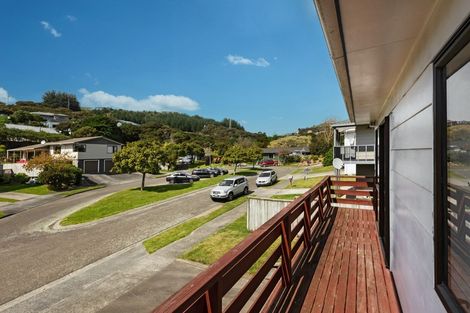 Photo of property in 58 Albatross Close, Whitby, Porirua, 5024