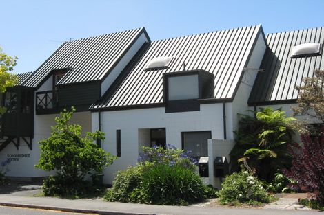 Photo of property in 2/12 Shrewsbury Street, Merivale, Christchurch, 8014