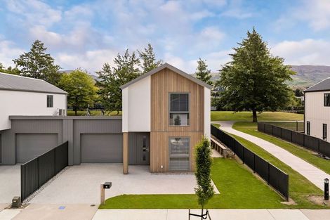 Photo of property in 28 Woods Crescent, Cromwell, 9310