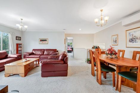 Photo of property in 29 Westminster Gardens, Unsworth Heights, Auckland, 0632