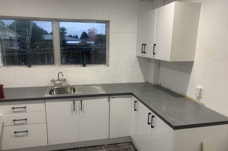 Photo of property in 135a Avalon Drive, Nawton, Hamilton, 3200