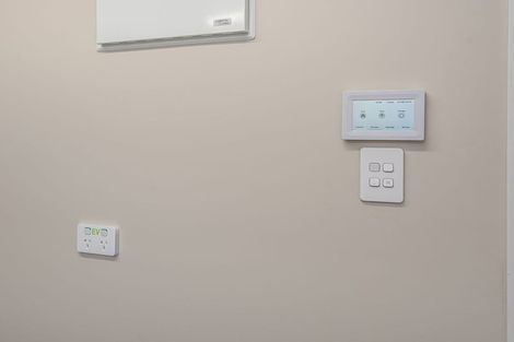 Photo of property in 5 Kakapo Lane, Redwood, Christchurch, 8051