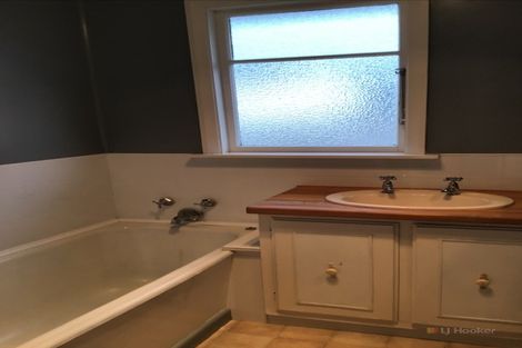 Photo of property in 8-14 Milford Street, Waimate, 7924