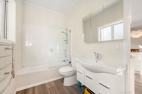 Photo of property in 36 Monorgan Road, Strathmore Park, Wellington, 6022