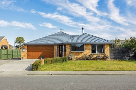 Photo of property in 25a Enverton Drive, Rangiora, 7400