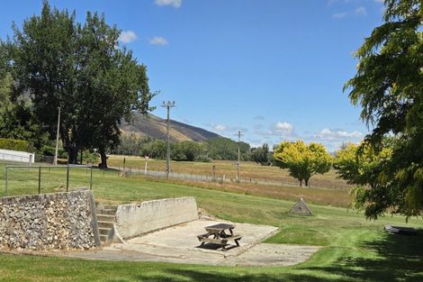 Photo of property in 7 Swalwell Street, Waikaia, 9778