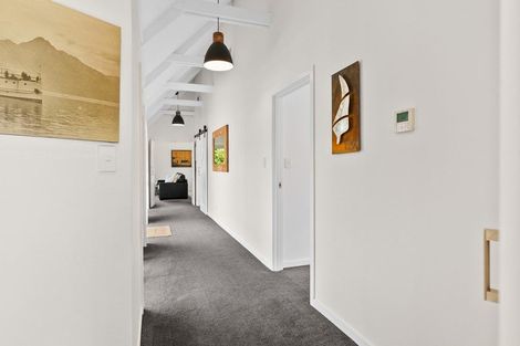 Photo of property in 19 Rimu Lane, Wanaka, 9305