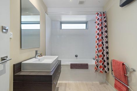 Photo of property in 30b Harrys Close, Arthurs Point, Queenstown, 9371