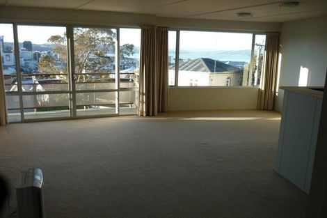 Photo of property in 74 Nairn Street, Mount Cook, Wellington, 6011
