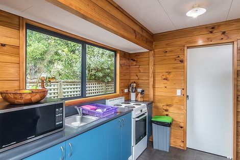 Photo of property in 142 Arawhata Road, Paraparaumu, 5032