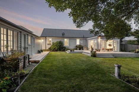 Photo of property in 20 Royds Street, Fendalton, Christchurch, 8014