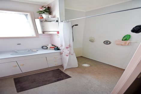 Photo of property in 10 Black Peak Road, Omarama, 9412