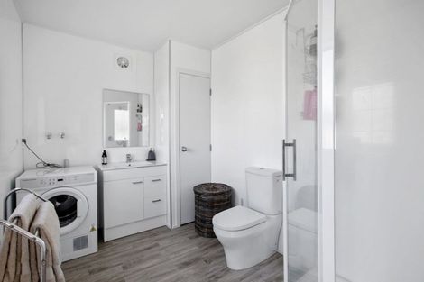 Photo of property in 16 Wallnutt Avenue, Waihi Beach, 3611