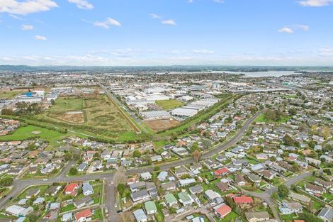 Photo of property in 6 Nearco Street, Randwick Park, Auckland, 2105