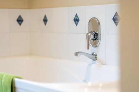 Photo of property in 94 Weggery Drive, Waikanae Beach, Waikanae, 5036