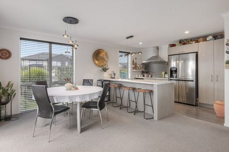 Photo of property in 112 Sentinel Avenue, Omokoroa, 3114