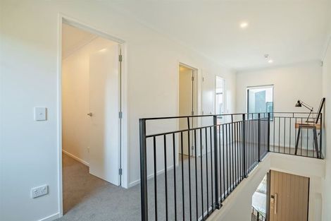 Photo of property in 5 Te One Place, Belmont, Auckland, 0622