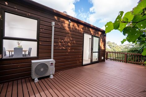 Photo of property in 16 Garden Road, Northland, Wellington, 6012