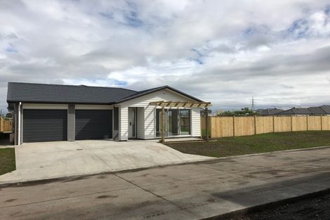 Photo of property in 17 Kapia Drive, Takanini, 2112