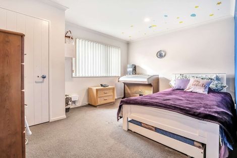 Photo of property in 2 Warriston Avenue, Waiuku, 2123