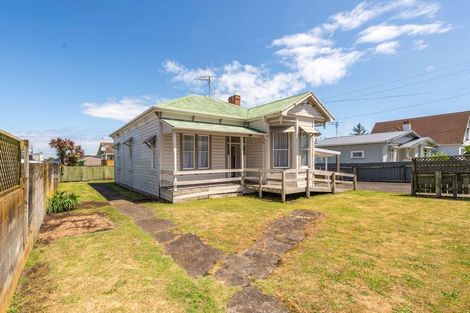 Photo of property in 3 Harper Street, Gonville, Whanganui, 4501