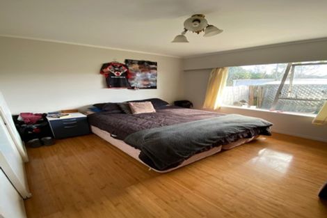 Photo of property in 2/18 Mirrabooka Avenue, Botany Downs, Auckland, 2010