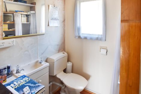 Photo of property in 10 Black Peak Road, Omarama, 9412