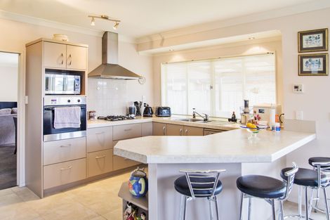 Photo of property in 27 Turnberry Drive, Wattle Downs, Auckland, 2103