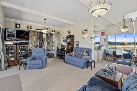 Photo of property in 9 Victoria Street, Foxton, 4814