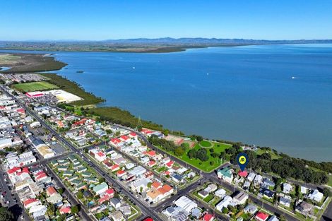 Photo of property in 102 Beach Road, Thames, 3500