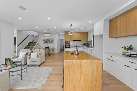 Photo of property in 10b Colum Place, Bucklands Beach, Auckland, 2014