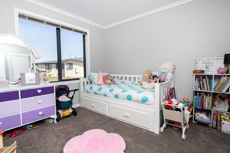 Photo of property in 42 Jarrett Terrace, Leamington, Cambridge, 3432