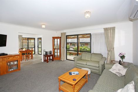 Photo of property in 1 Ward Street, Pukekohe, 2120