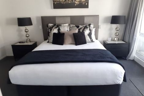 Photo of property in 4 Marine Parade, Mount Maunganui, 3116