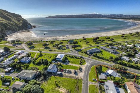 Photo of property in 141 Newcastle Street, Mahia, 4198