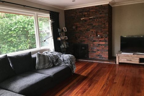 Photo of property in 6 Brough Road, Manurewa East, Auckland, 2102