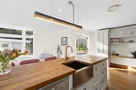 Photo of property in 3 Totara Street, Eastbourne, Lower Hutt, 5013