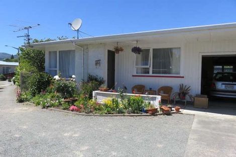 Photo of property in 12 Cornwall Place, Stoke, Nelson, 7011