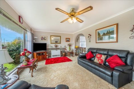 Photo of property in 17 Pryce Place, Silverdale, Hamilton, 3216