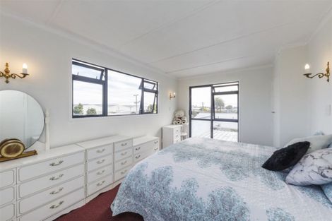 Photo of property in 17 Works Road, Longburn, Palmerston North, 4412