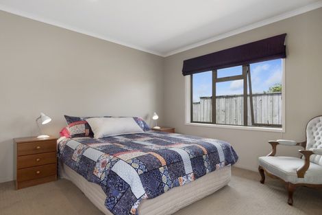 Photo of property in 16 Glenmonarch Place, Pyes Pa, Tauranga, 3112