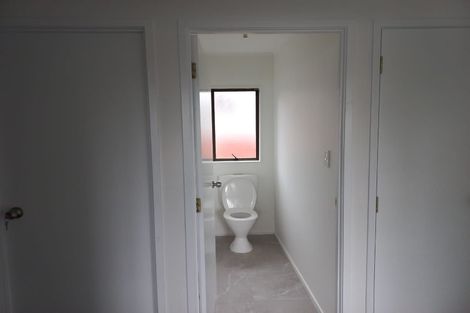 Photo of property in 5/37a Glengarry Road, Glen Eden, Auckland, 0602