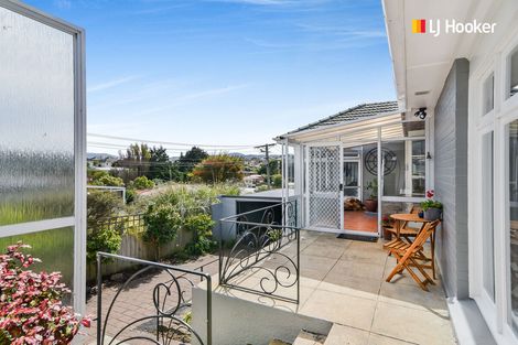 Photo of property in 43 Duckworth Street, Andersons Bay, Dunedin, 9013