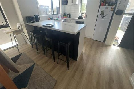 Photo of property in 9 Pipi Place, Levin, 5510