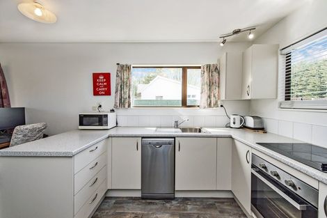 Photo of property in 8 Saint James Street, Southbridge, 7602